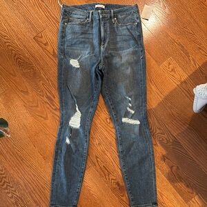 NWT Good American Distressed Blue Jeans